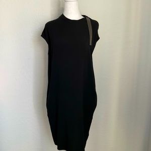 AUTHENTIC Brunello Cucinelli shift pocket dress.
